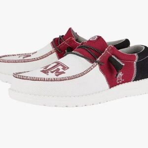 Texas A&M Wally Tri HeyDude